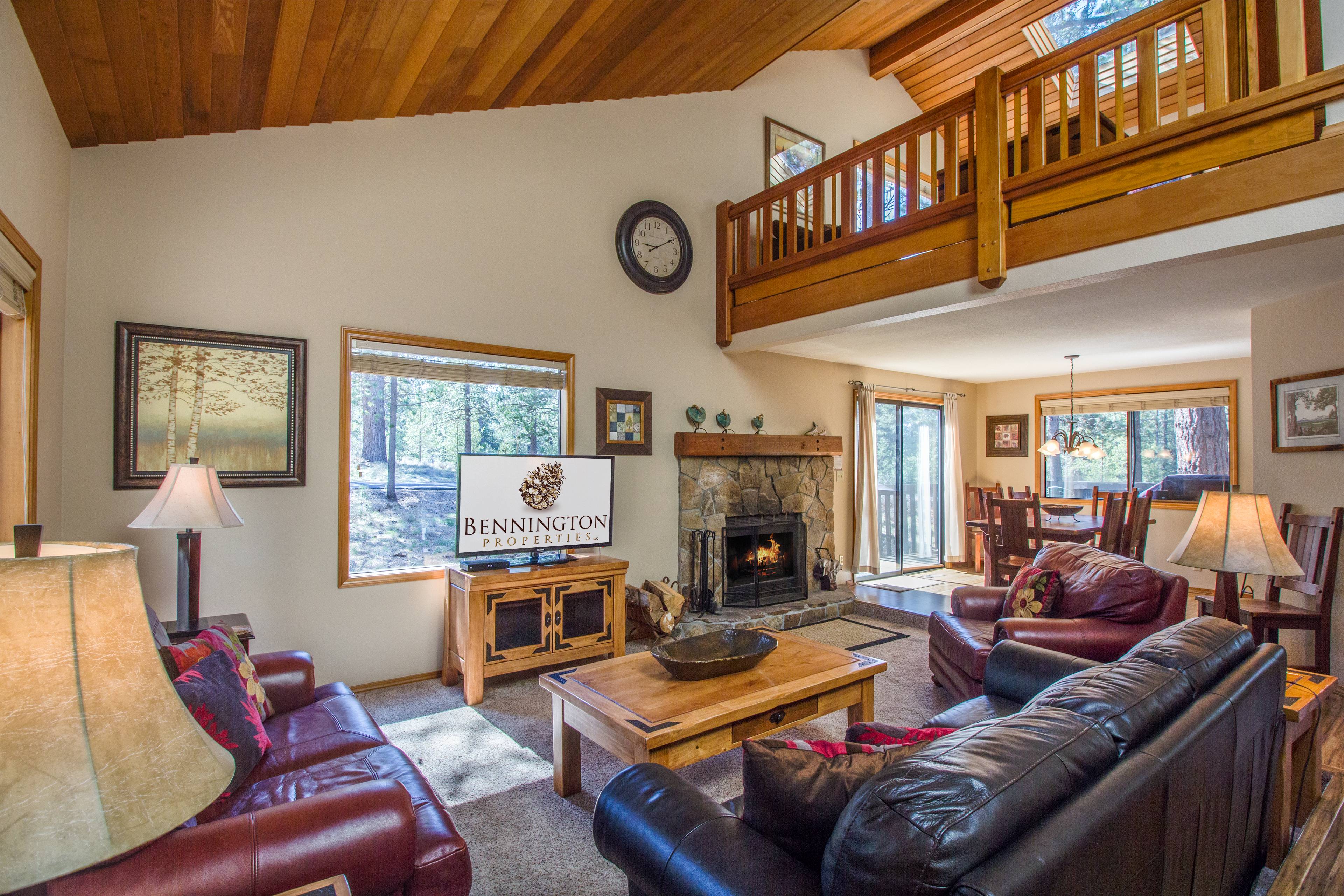 Pine Ridge Sunriver Oregon Vacation Rentals Bennington Properties