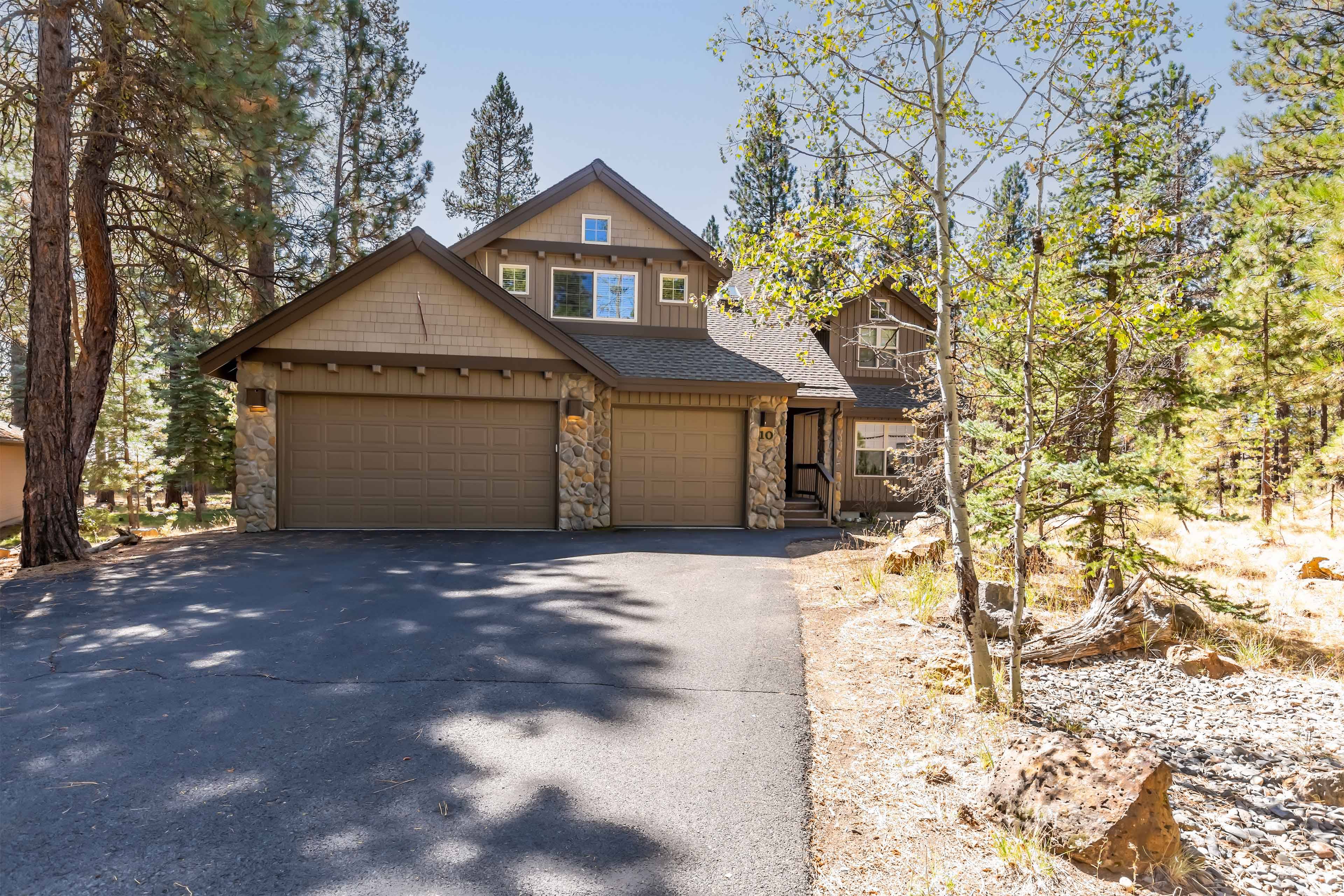 Three Iron Sunriver Oregon Vacation Rentals Bennington Properties